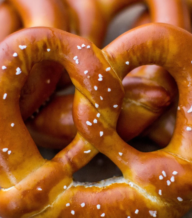 Amish Pantry Dutch Soft Pretzel Mix 1.5 lb Suttons Bay Trading Company